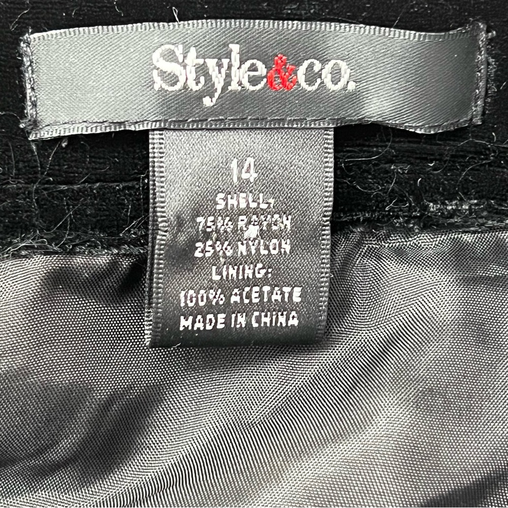 Style & Co. Women's Velvet Cape Three Silver Button Closure, Black, Size 14 - Picture 3 of 5